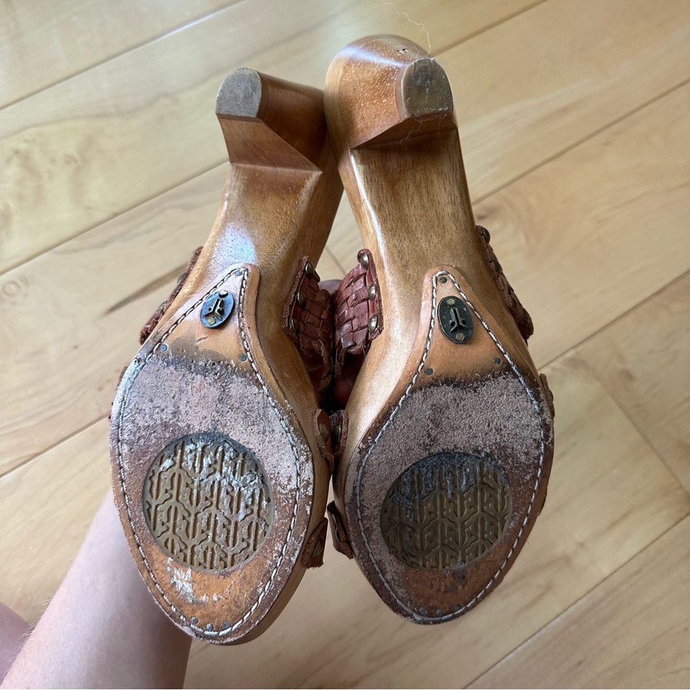 Frye Wooden Slip-on Leather Heels - Picture 3 of 6
